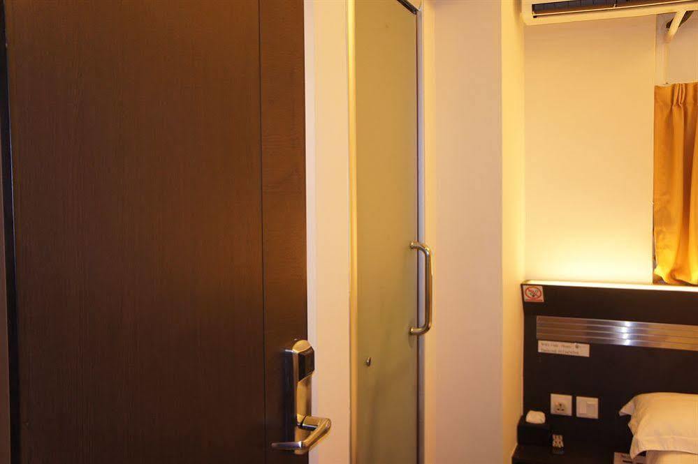 Welcome Inn Hong Kong Bagian luar foto